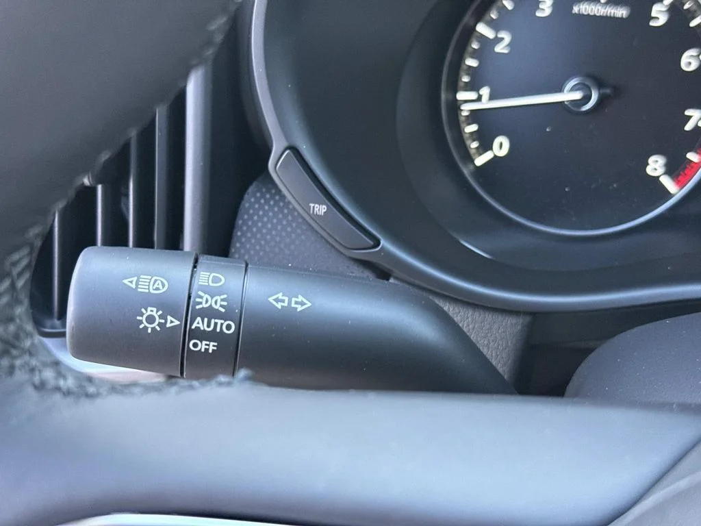New 2026 Wind Chill Pearl Mazda 2.5 S Select AWD image 41