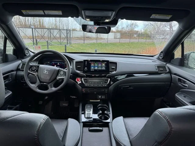 Used 2022  Honda Black Edition image 17