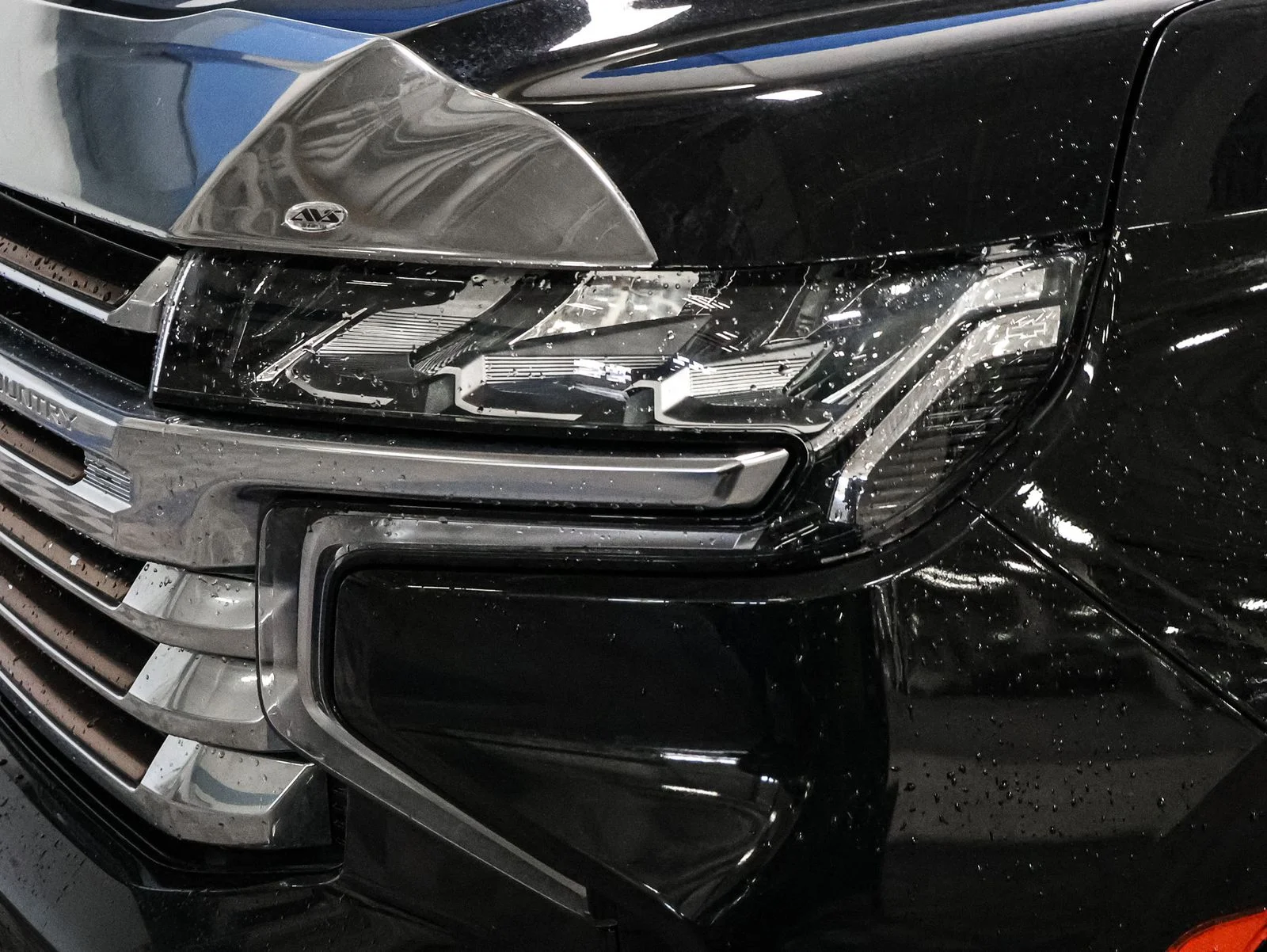 Certified Used 2022 Black Chevrolet High Country image 14