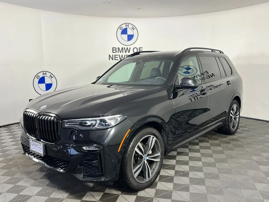 Used 2020 Black BMW xDrive40i image 3