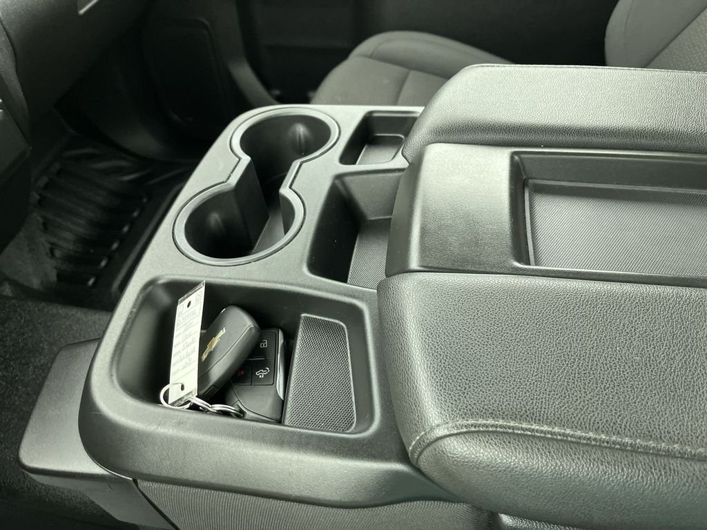 Used 2024 White Chevrolet WT image 18
