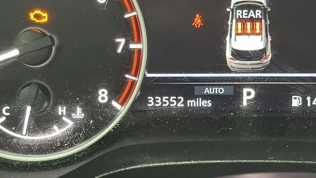 Used 2023 Silver Nissan SV image 30
