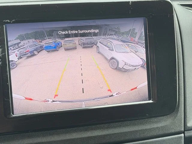 Used 2025 White Ram Base image 23