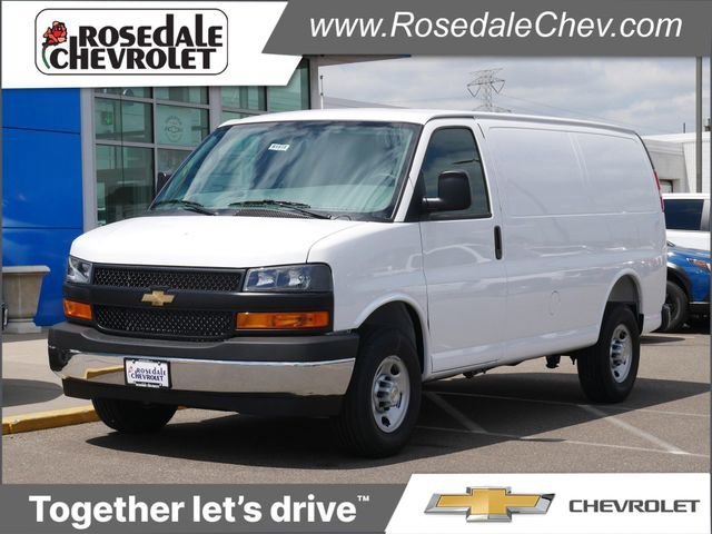 2026 Chevrolet Express 2500 Work Van HD's photo