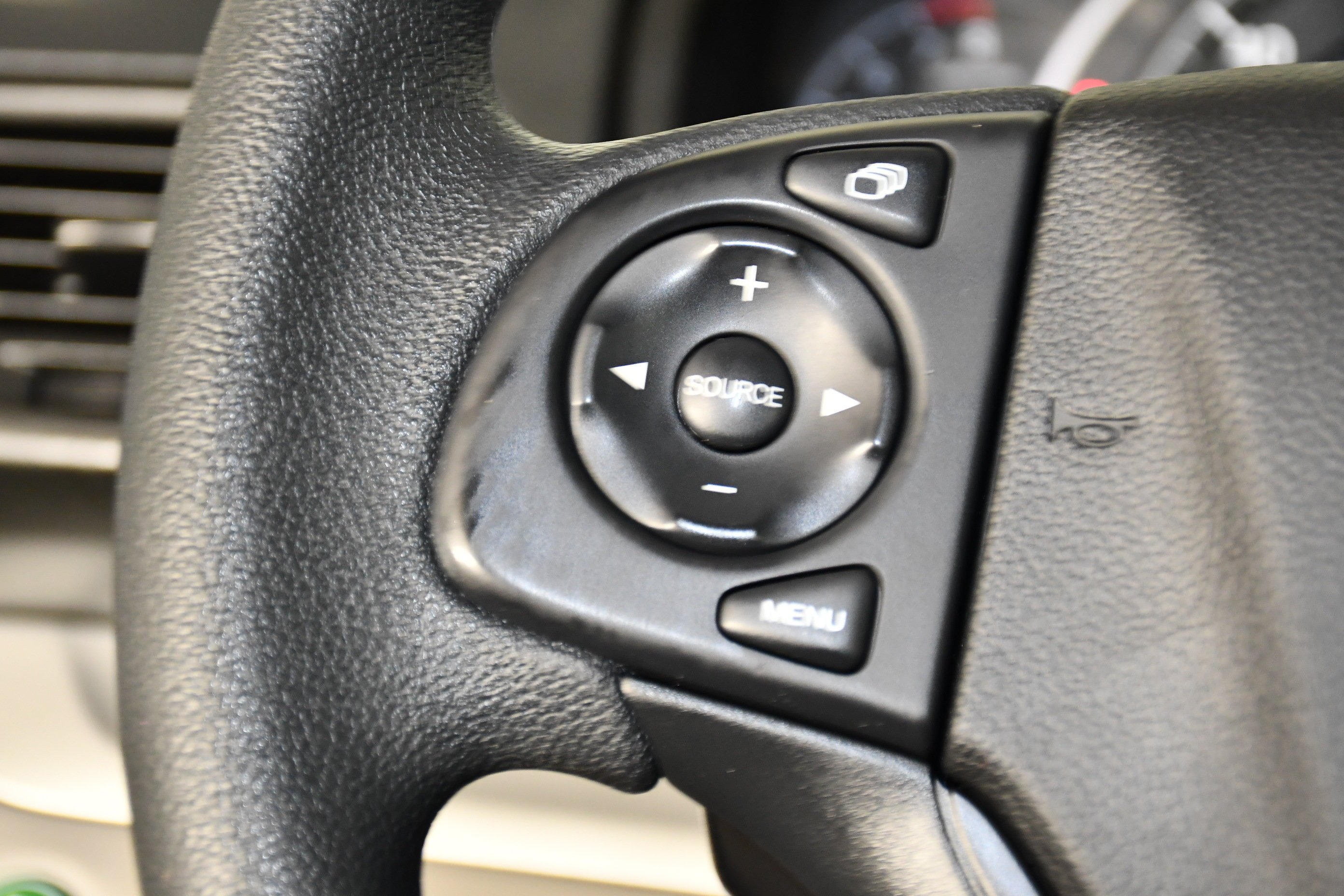 Used 2014 Twilight Blue Metallic Honda LX image 20
