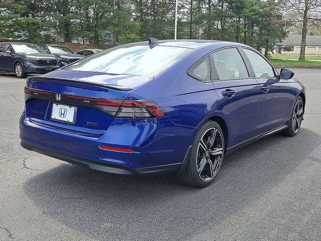 New 2026 Still Night Pearl Honda Sport Hybrid image 4