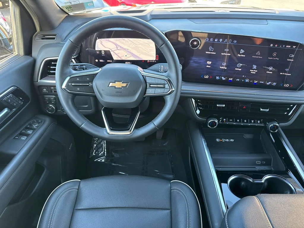 Used 2025 Black Chevrolet Premier image 23