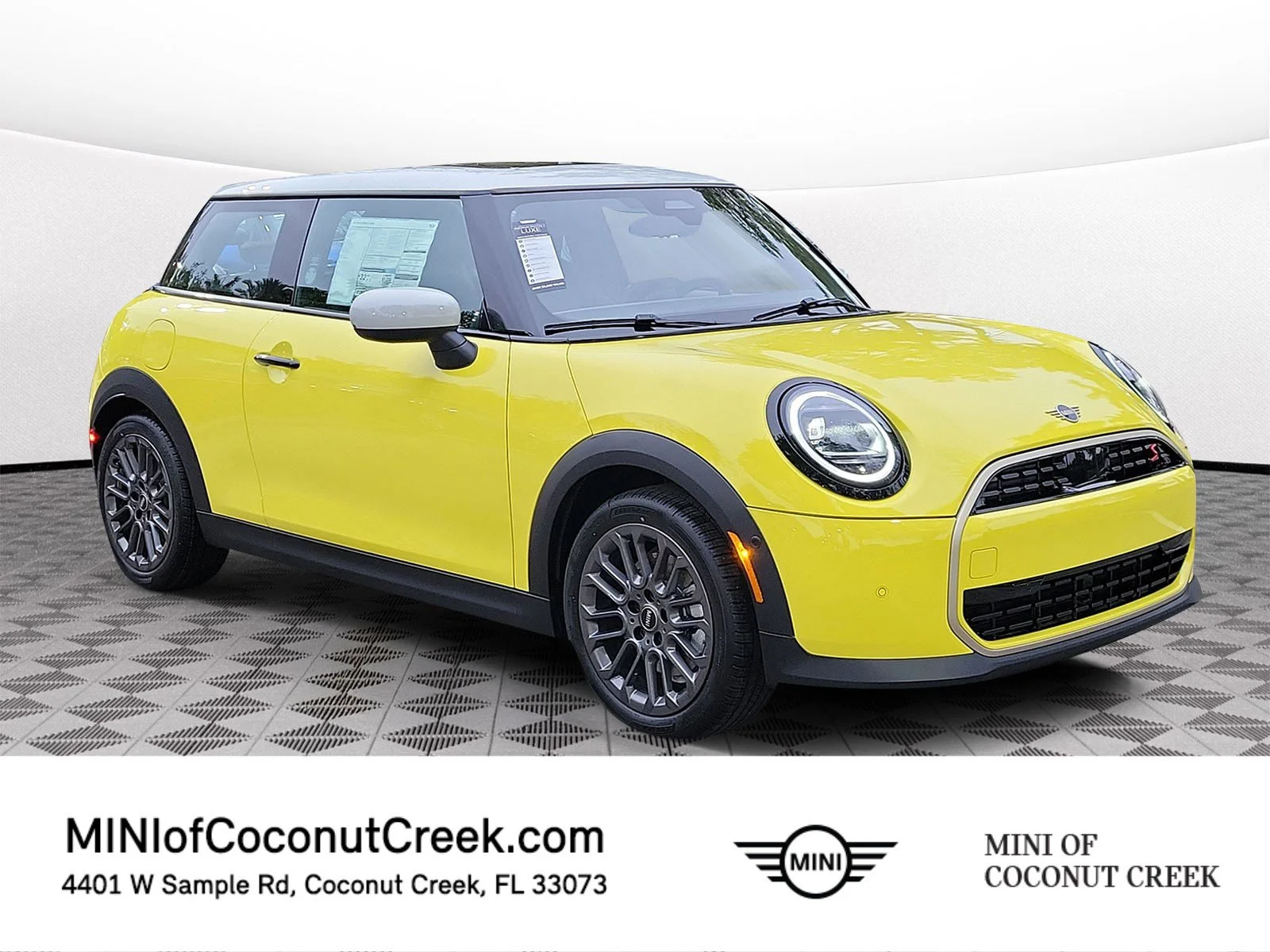 2026 MINI Hardtop Cooper S Signature's photo