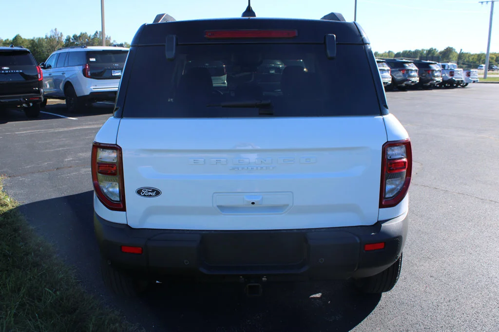 New 2026 Oxford White Ford Outer Banks® image 10