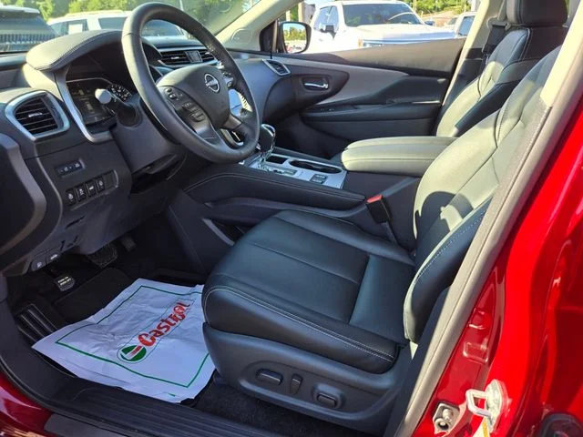 Used 2024 Red Nissan SL image 10