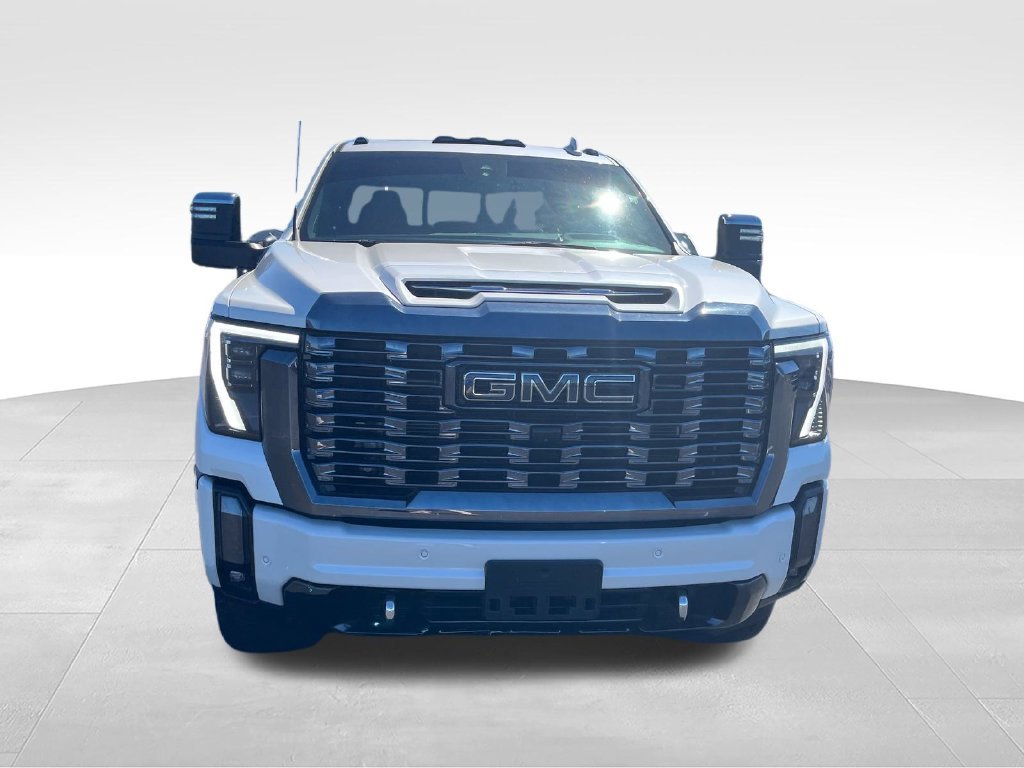 Used 2024 White GMC Denali Ultimate image 8