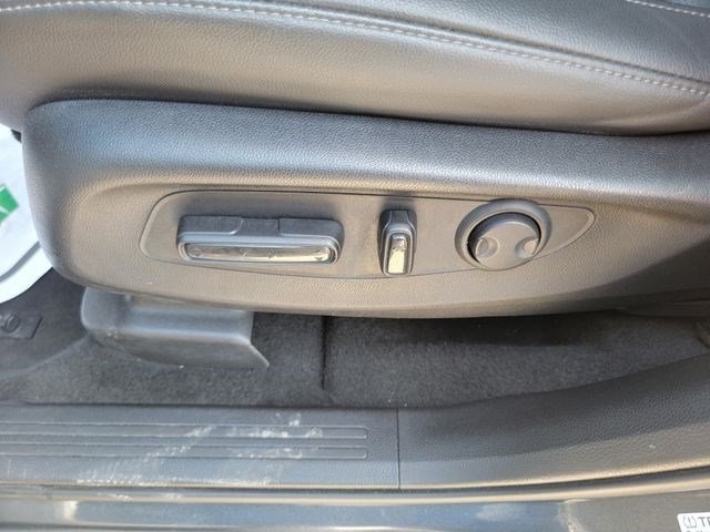 Used 2025 Gray Honda EX-L image 15