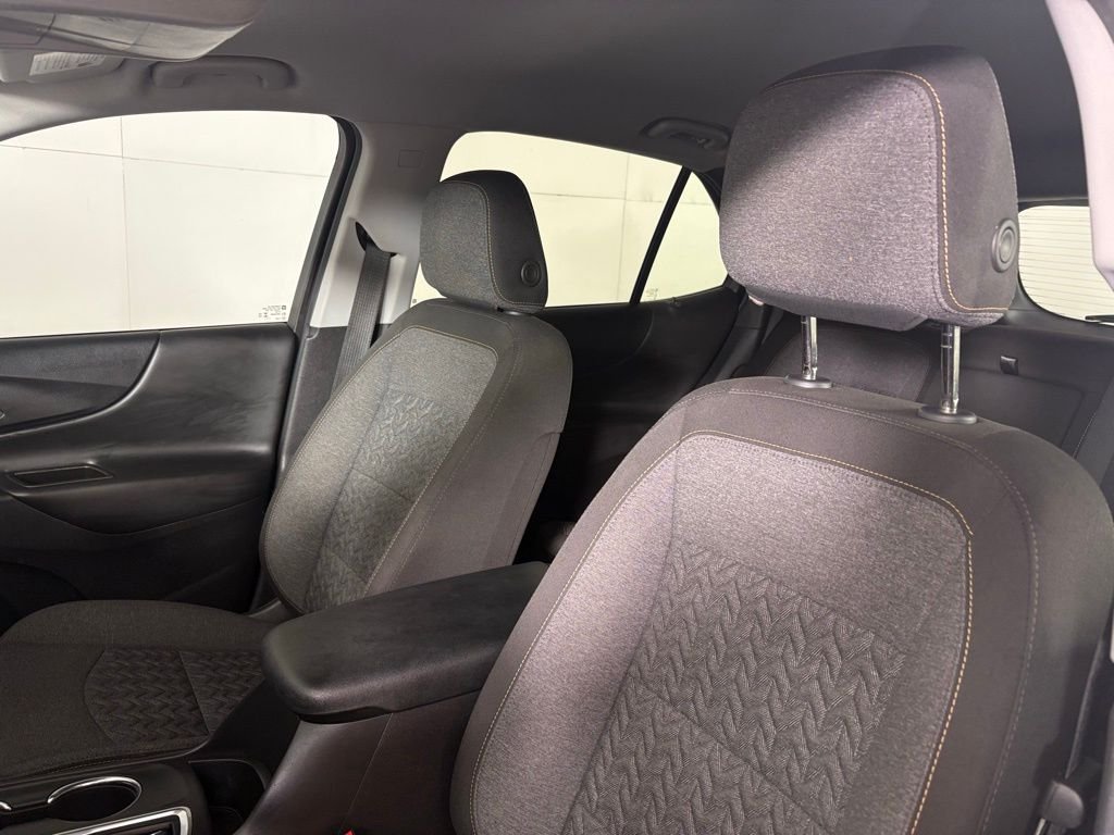 Used 2024 White Chevrolet LT image 18