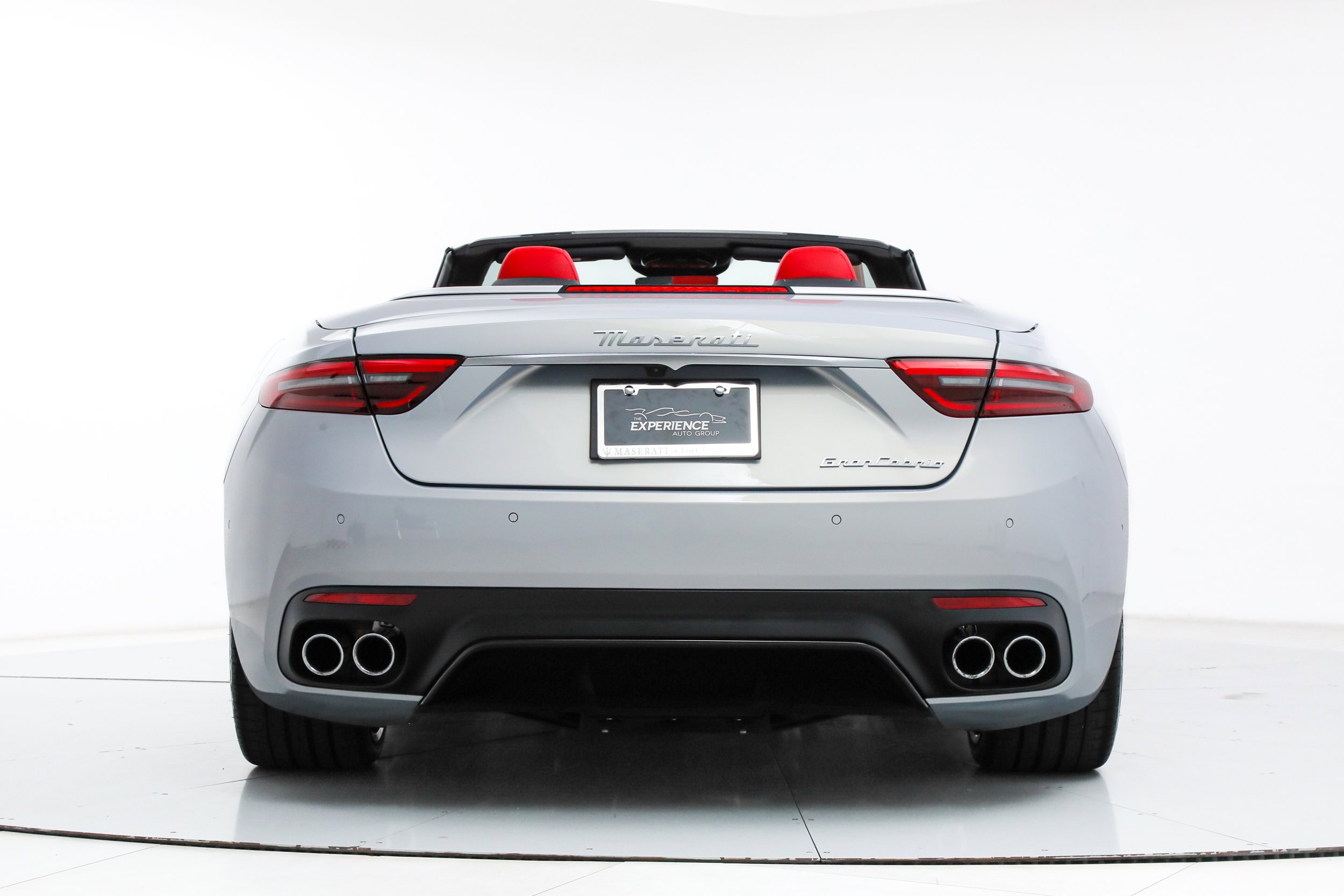 Used 2026 White Maserati  image 6