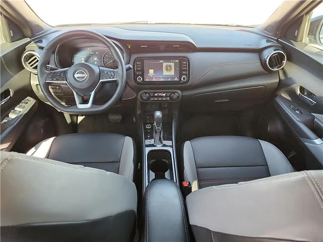 Used 2024 Brown Nissan SR image 9