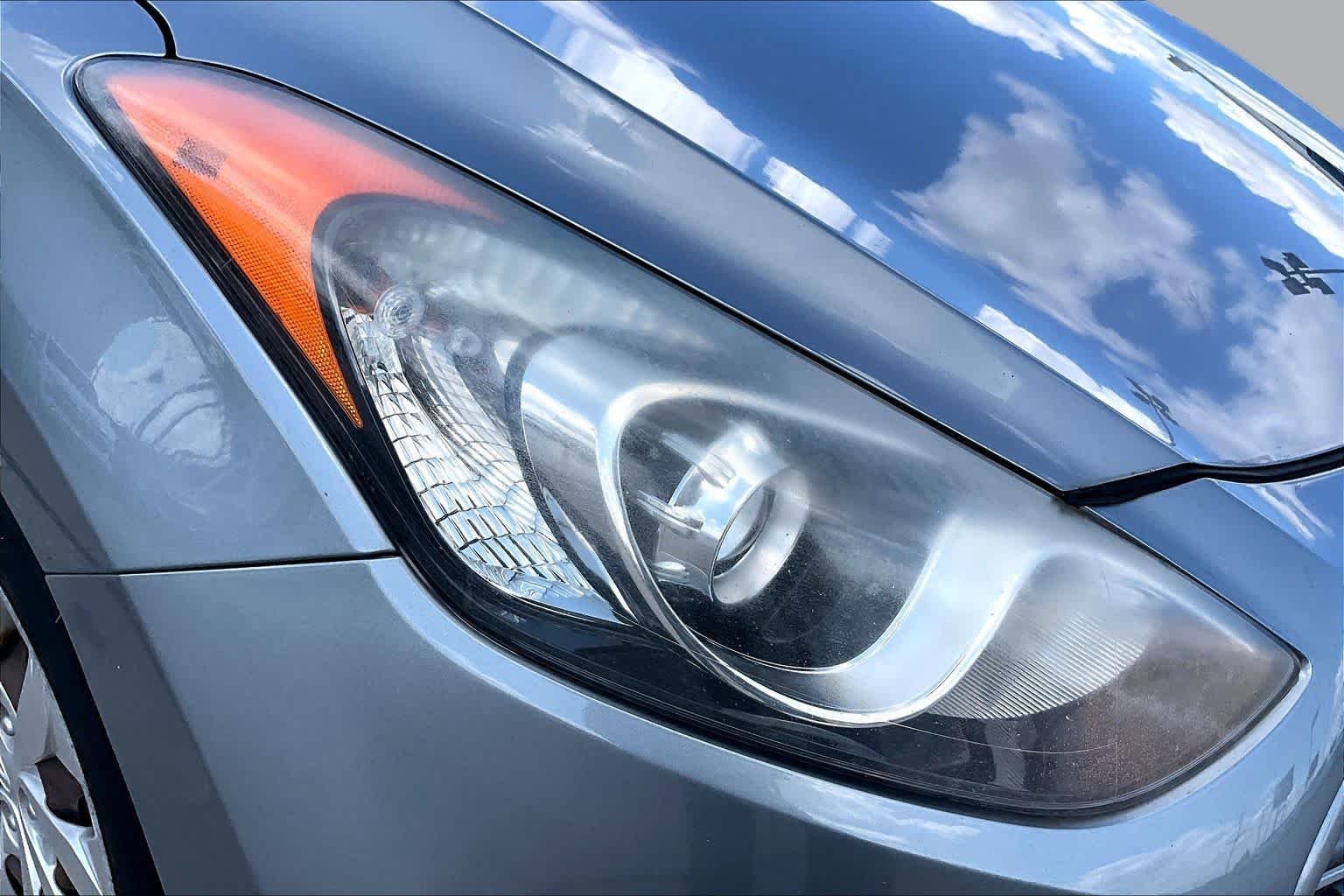 Used 2016 Titanium Gray Metallic Hyundai  image 27