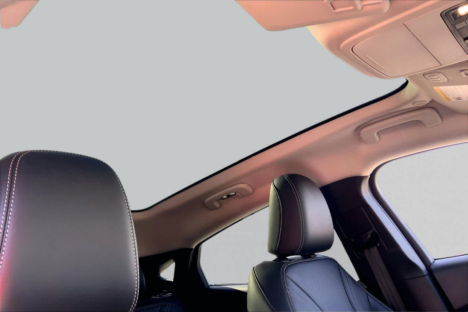 Used 2024 Glacier Gray Metallic Ford Premium image 18
