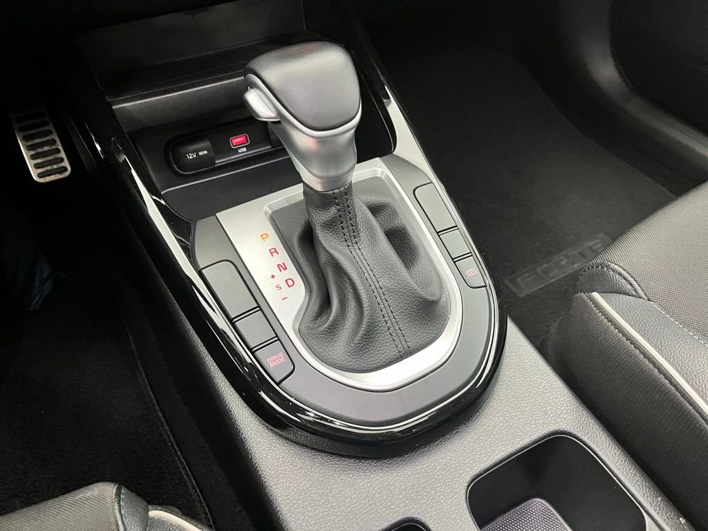 2023 Kia Forte GT-Line - Photo 29