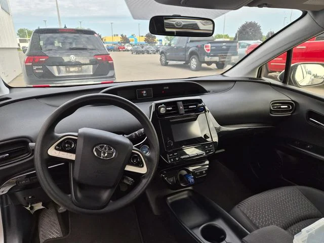 Used 2016 Silver Toyota Two image 9
