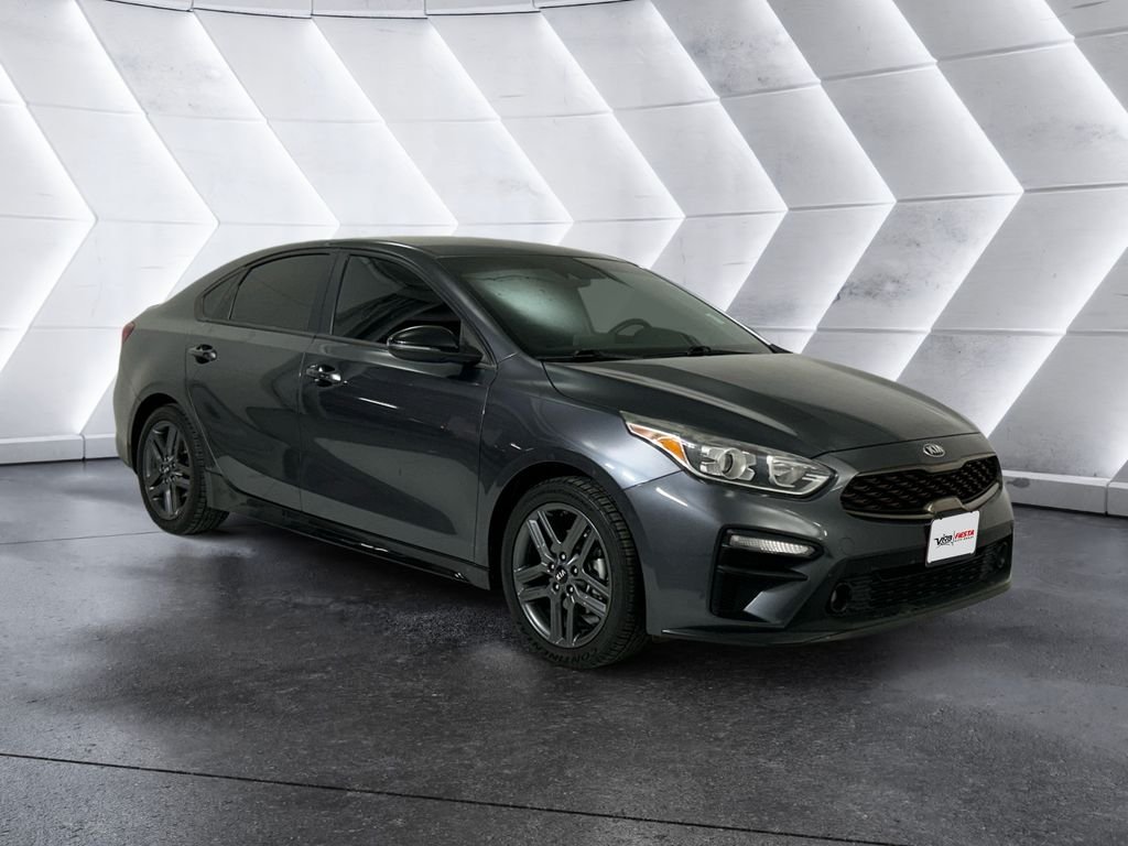 2021 Kia Forte GT-Line AT's photo