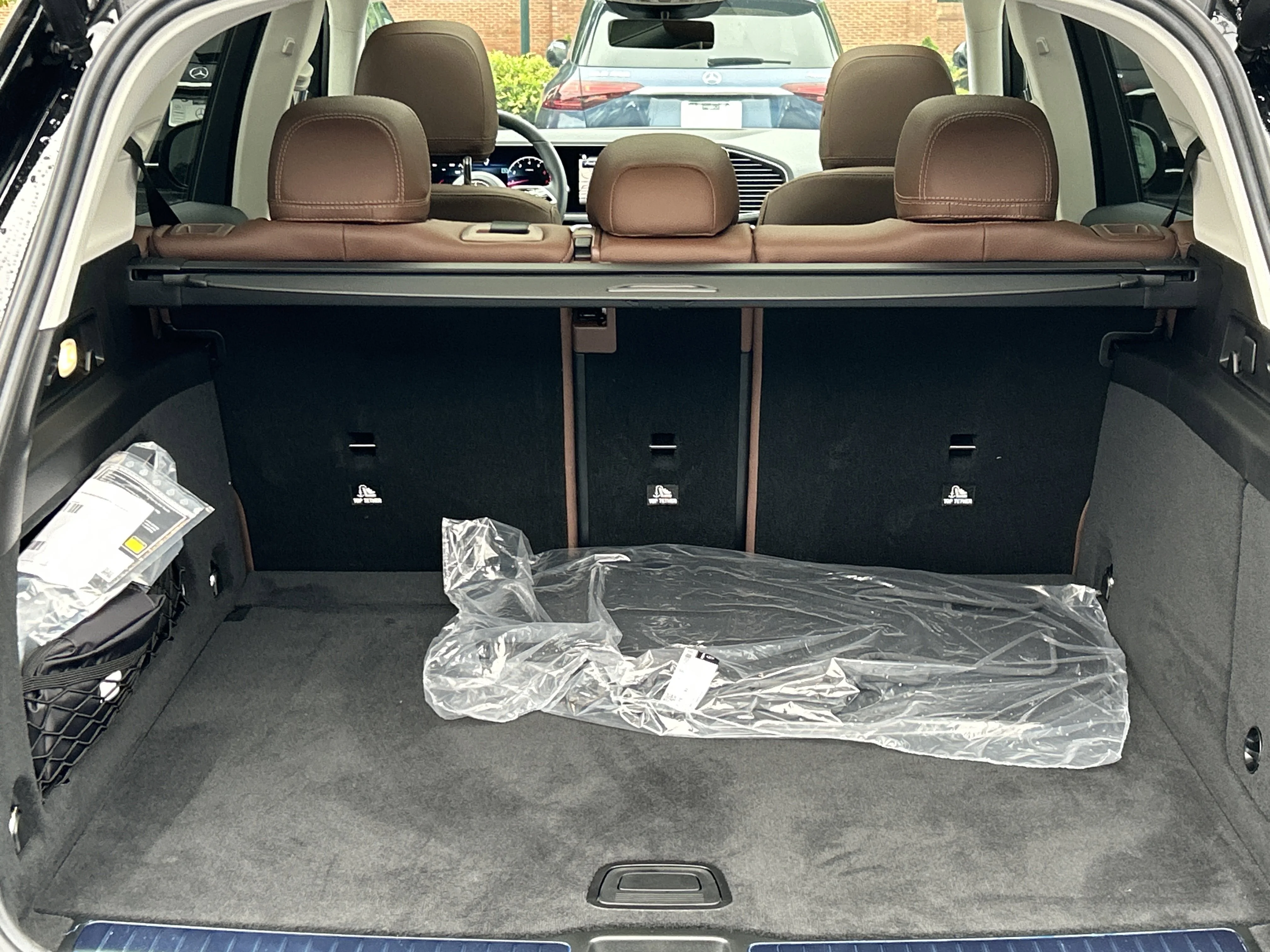 New 2026 Obsidian Black Metallic Mercedes-Benz GLE 350 4MATIC® SUV image 9