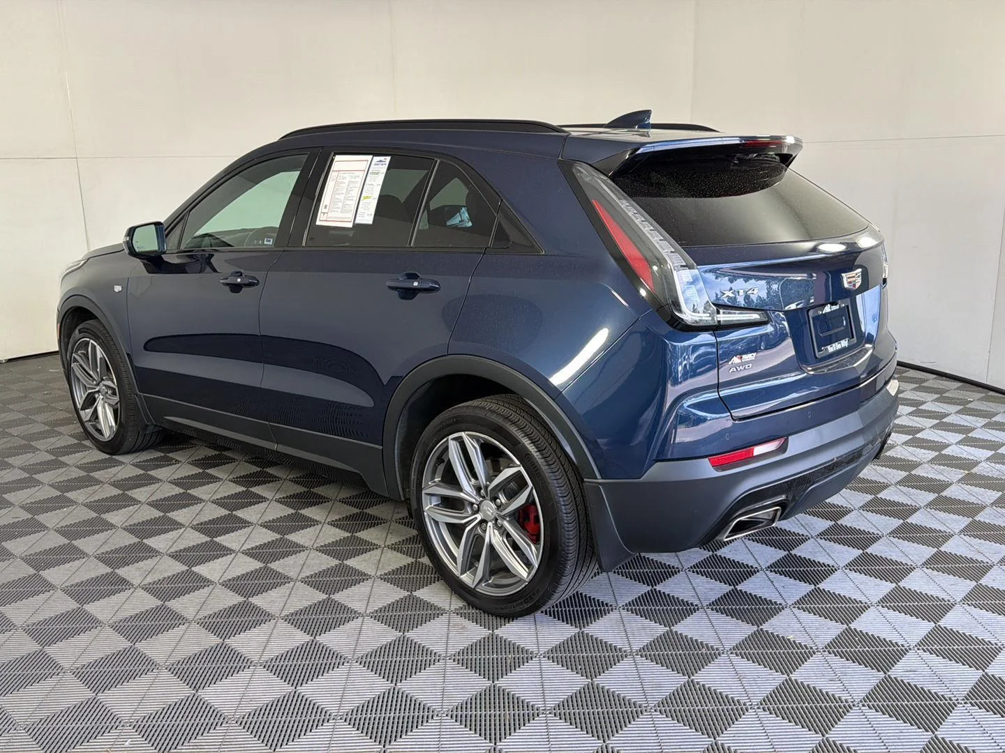 Used 2021 Twilight Blue Metallic Cadillac AWD Sport image 7