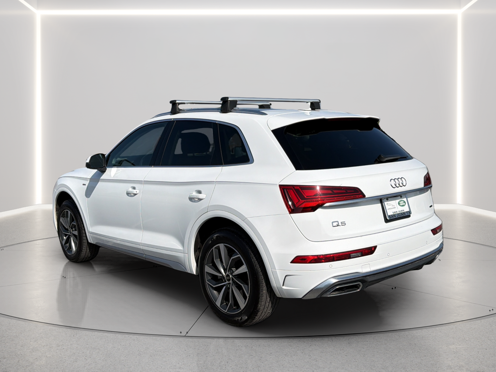 Used 2024  Audi 45 S line Premium image 4