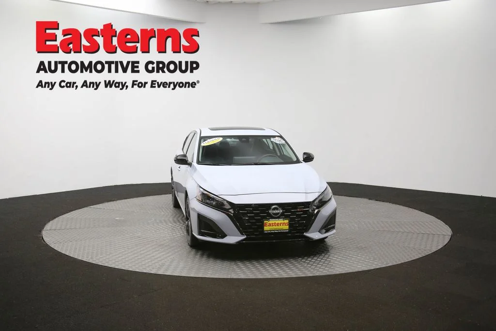 Used 2023 Gray Nissan 2.5 SR image 51