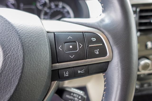 Used 2023 Silver Lexus 460 image 16