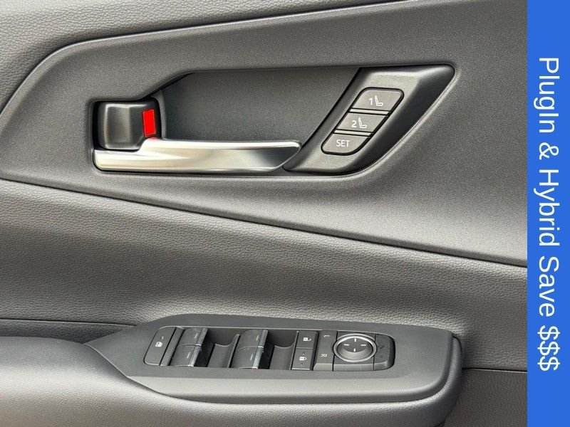 2026 Toyota Prius Plug-in Hybrid XSE Premium - Photo 17