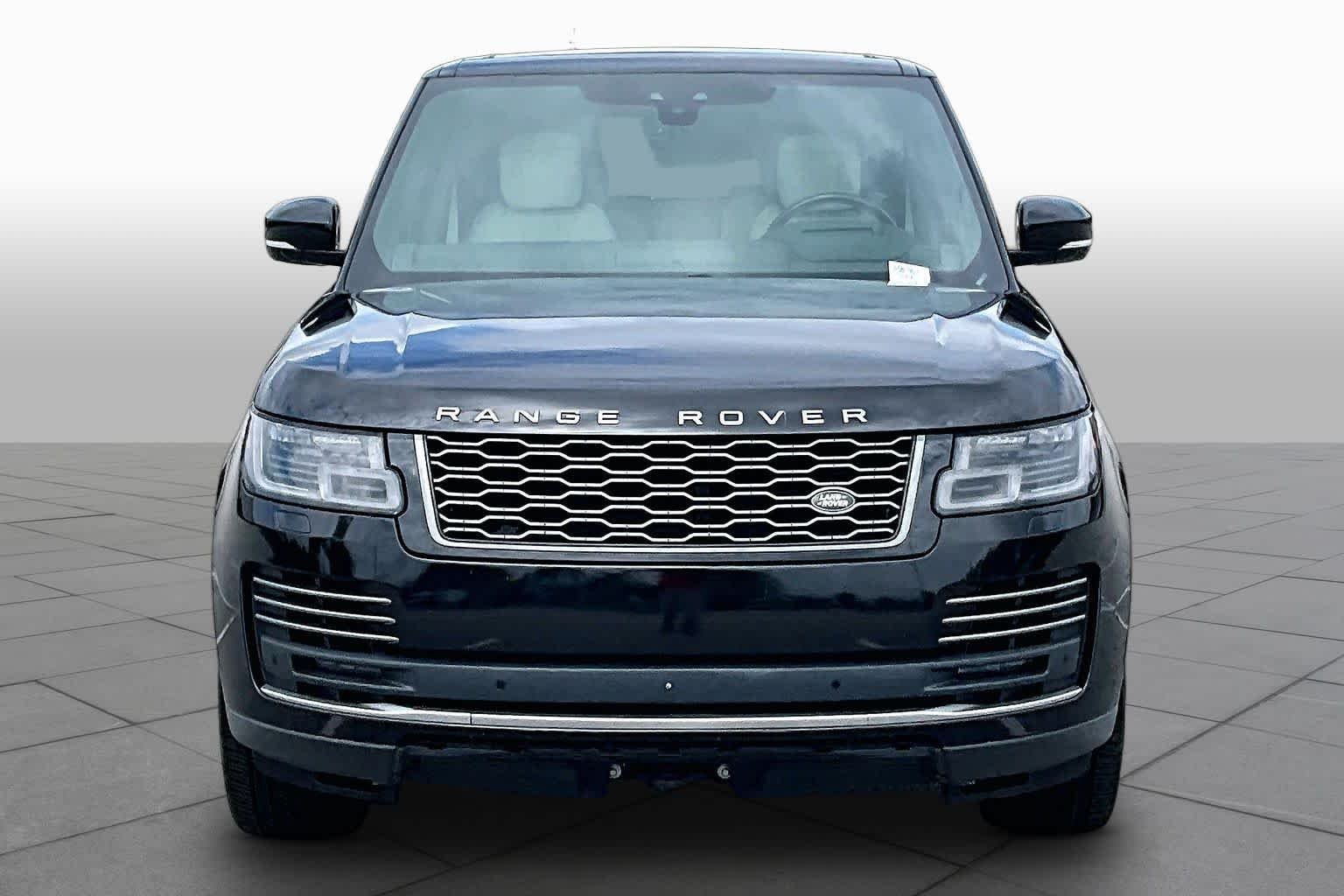 Used 2020 Santorini Black Metallic Land Rover Autobiography image 4