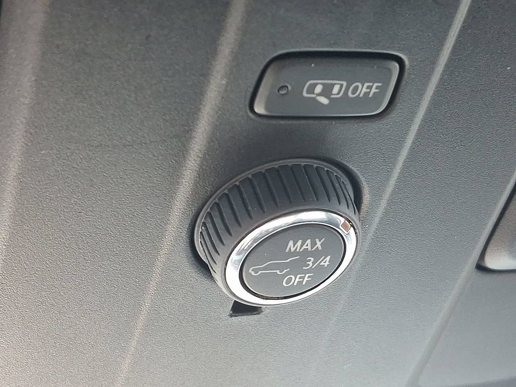 Used 2025 Dark Ash Metallic Chevrolet LT image 27