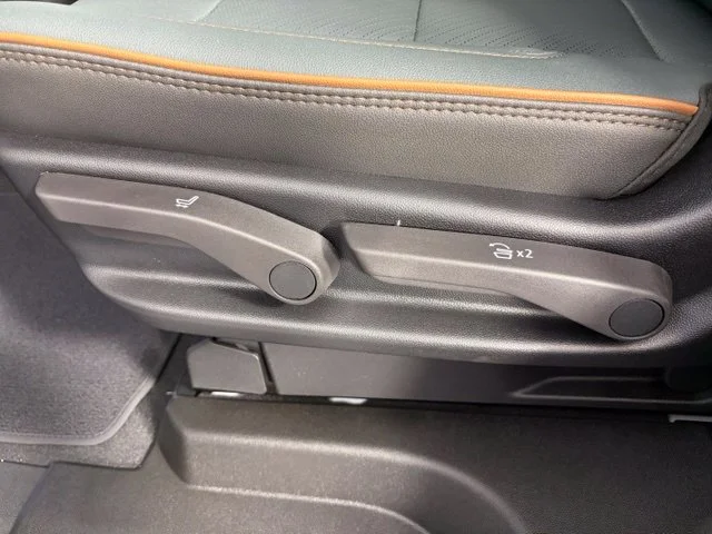 2026 GMC Yukon AT4 - Photo 46