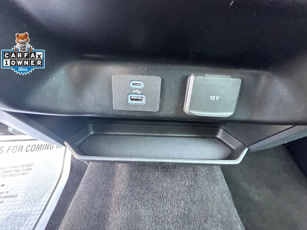 Used 2021 Oxford White Ford XLT image 19