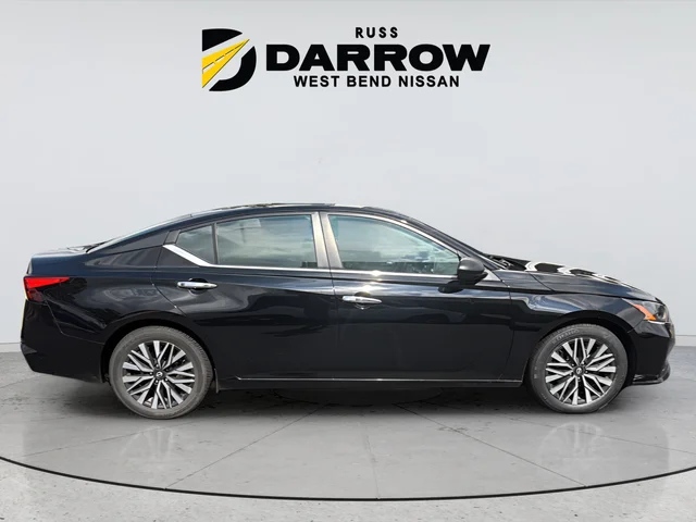 Used 2024 Black Nissan 2.5 SV image 6