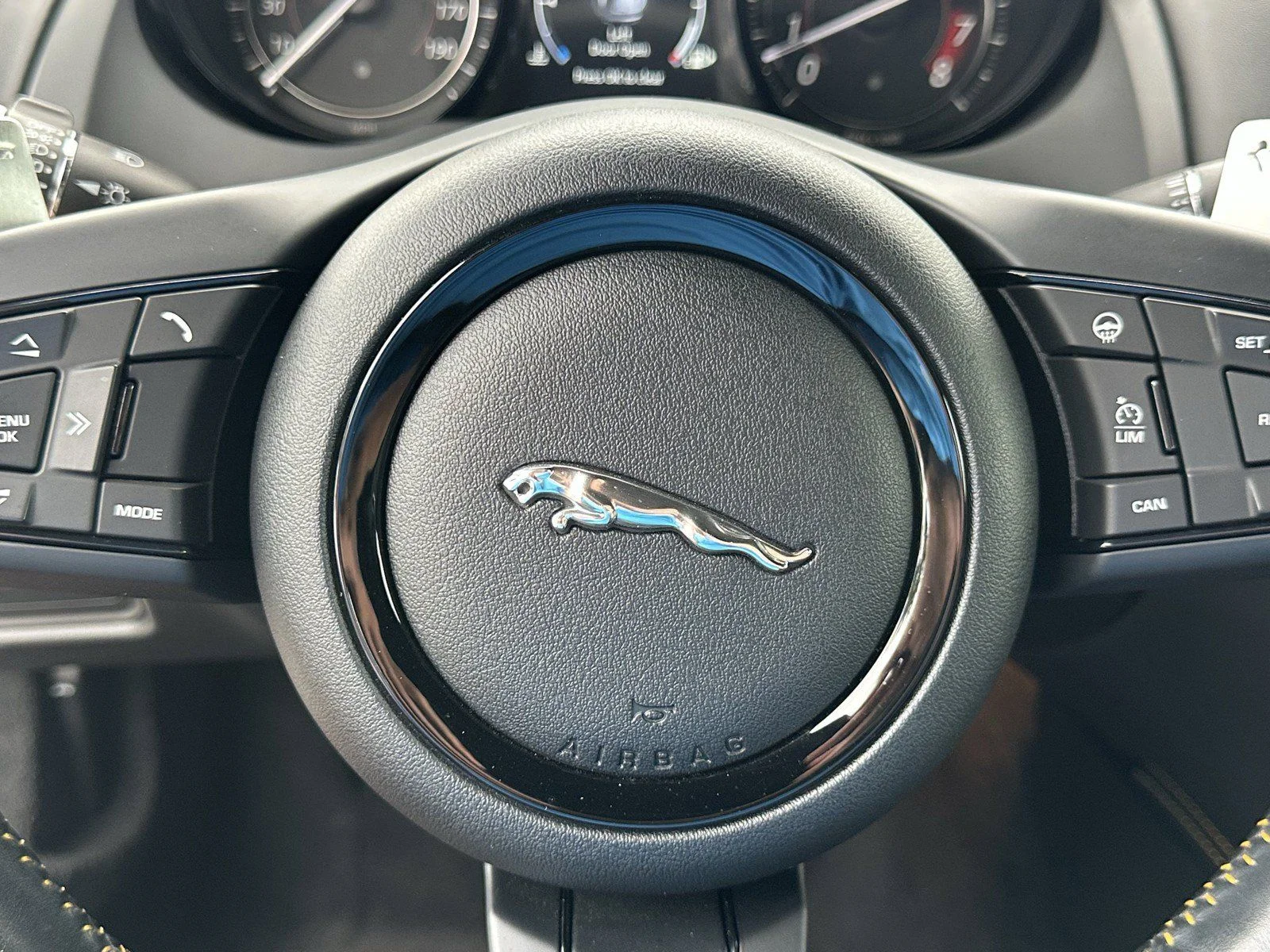 Used 2018 Black Jaguar 400 Sport image 25