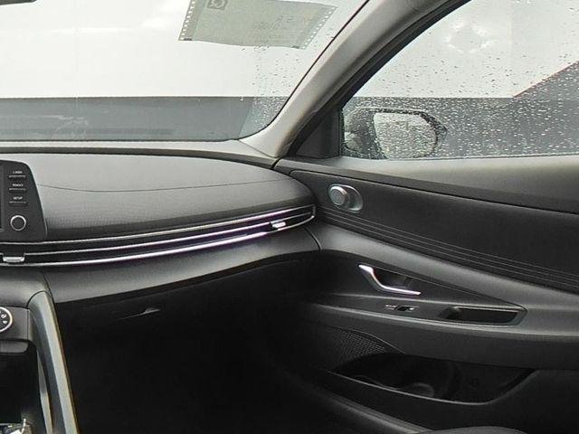 New 2026 Gray Hyundai SE image 35