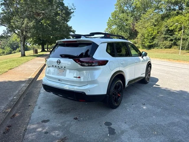 Used 2025 White Nissan Rock Creek image 7