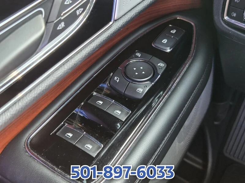 Used 2020 White LINCOLN RESERVE 4X4 image 30