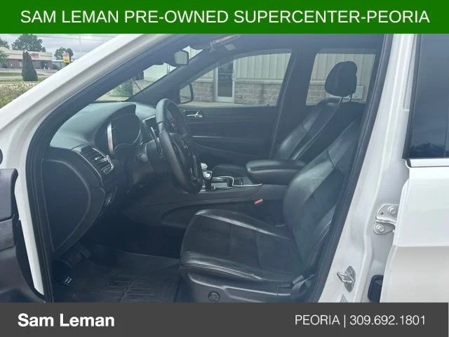 Used 2015 White Jeep Altitude image 9