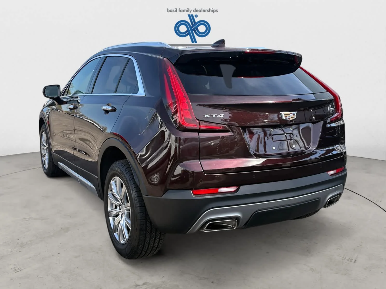 Used 2021 Garnet Metallic Cadillac FWD Premium Luxury image 4