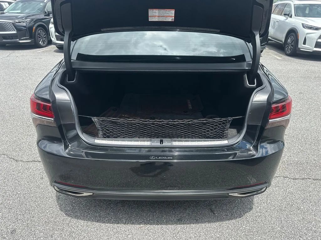Used 2018  Lexus 500 Base image 15