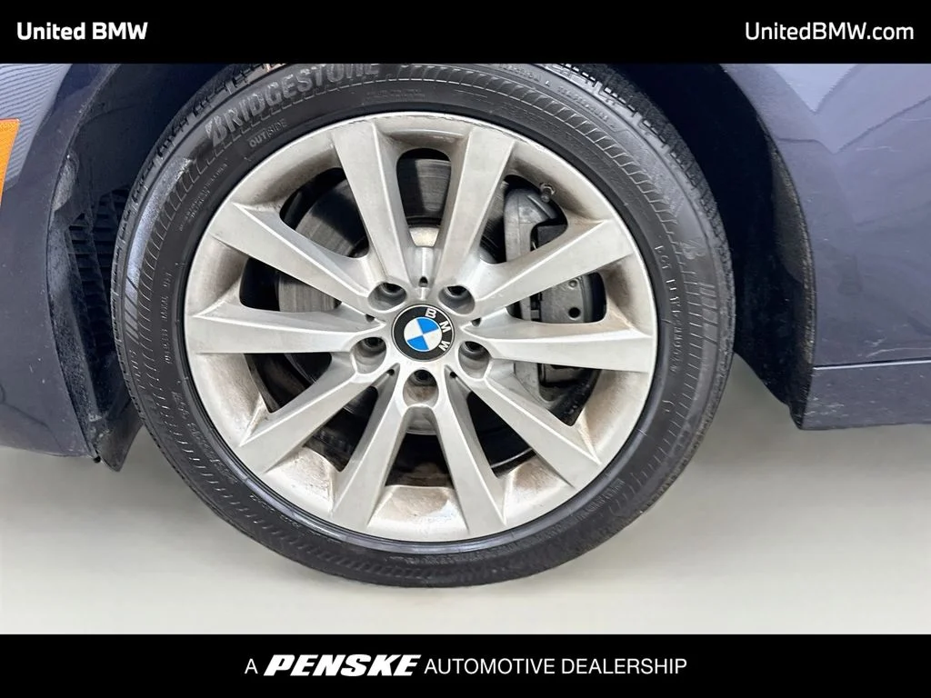 Used 2016 Imperial Blue Metallic BMW 535i image 9