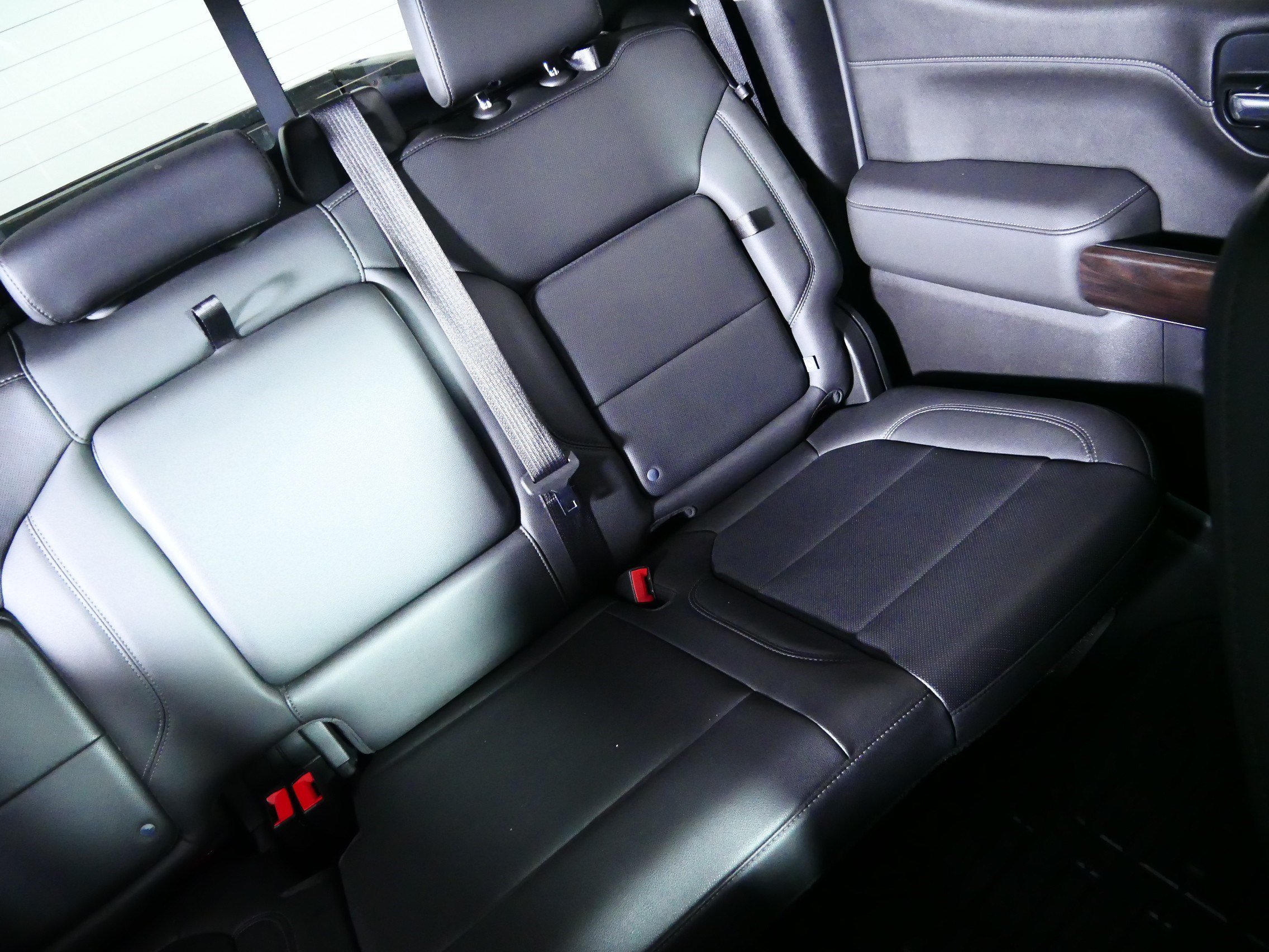 Certified Used 2019 RED QUARTZ TINTCOAT GMC SLT image 14