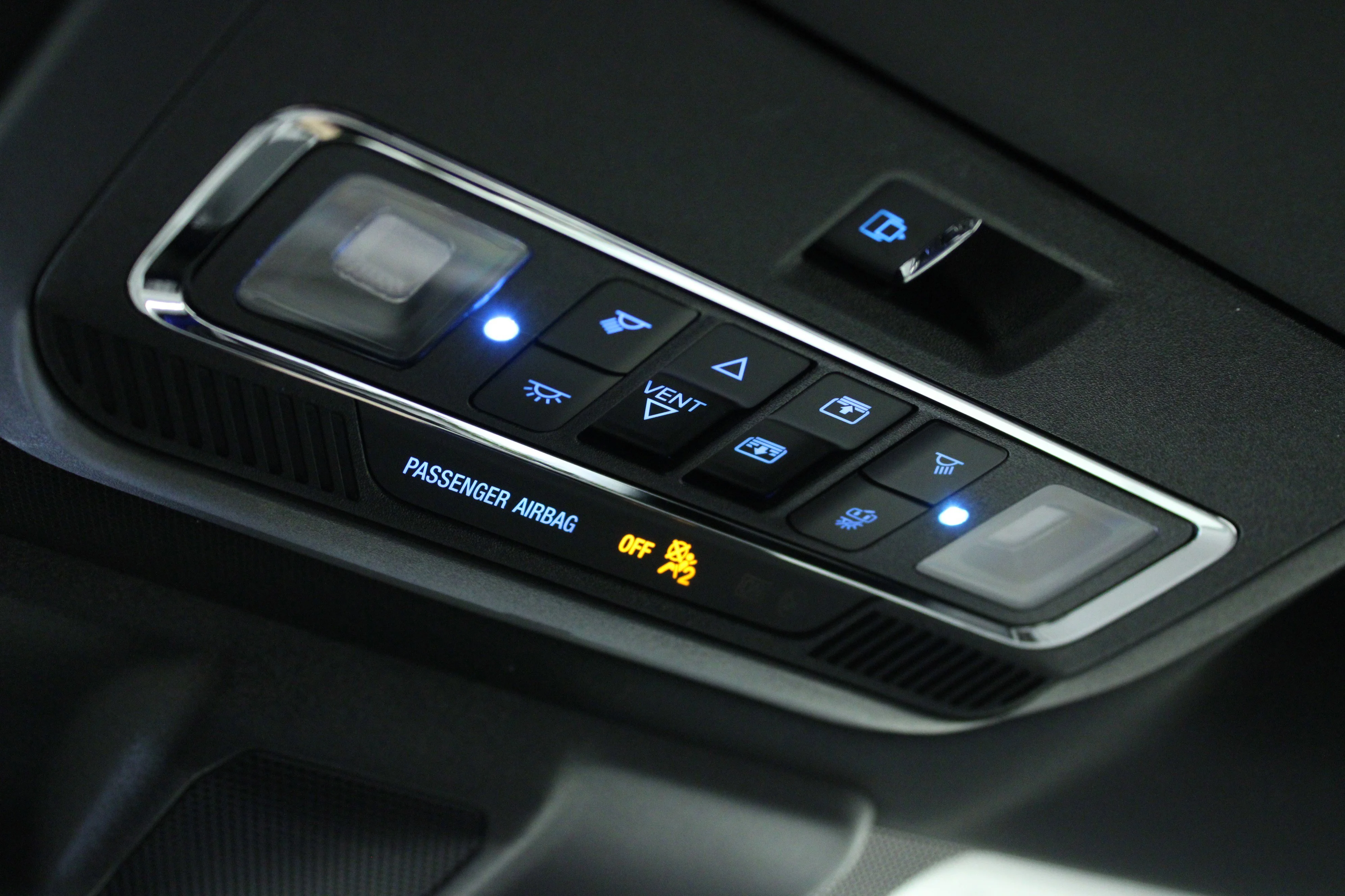 New 2026 Agate Black Metallic Ford Platinum® image 25