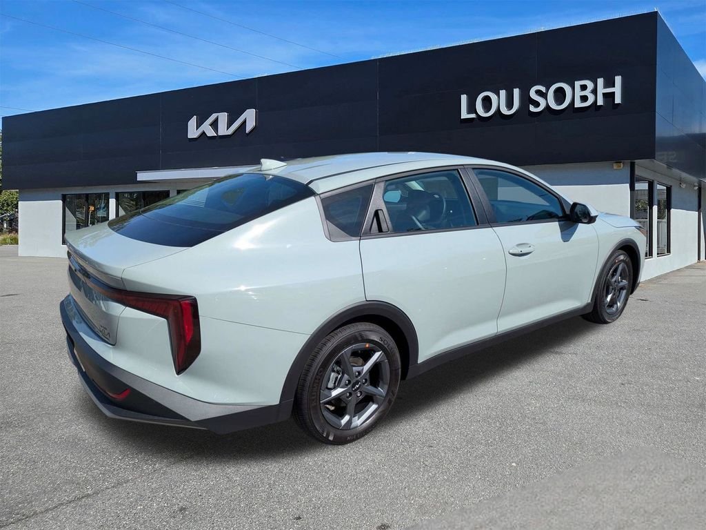 New 2026 Morning Haze Kia LXS image 4