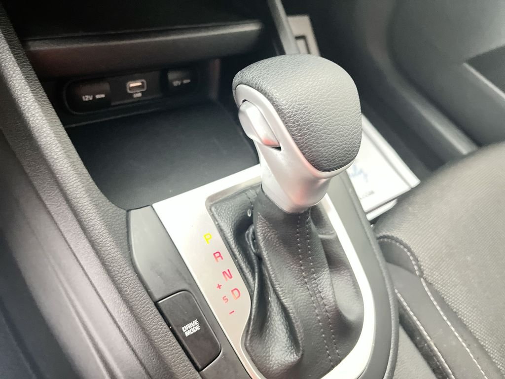Used 2022 Gray Kia FE image 23