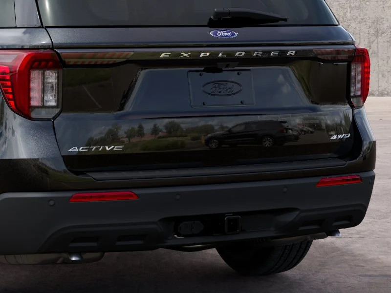New 2027 Black Ford 4DR 4WD ACTIVE image 23
