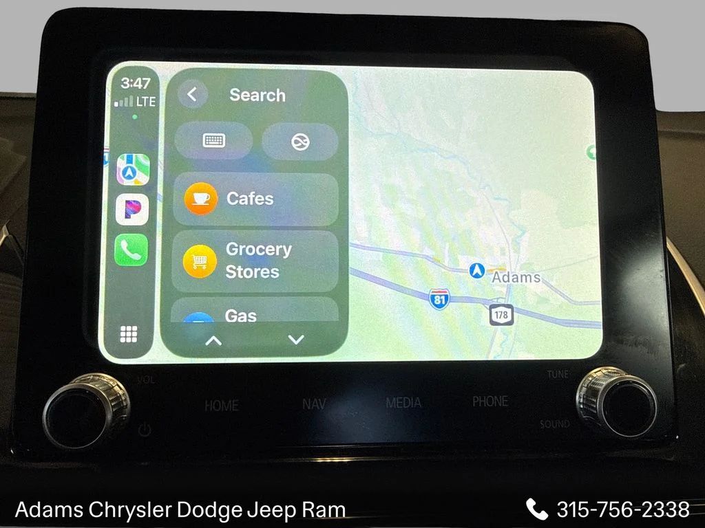 Used 2025  Mitsubishi SE image 21