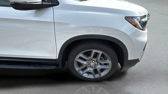 Used 2022  Honda EX-L image 34